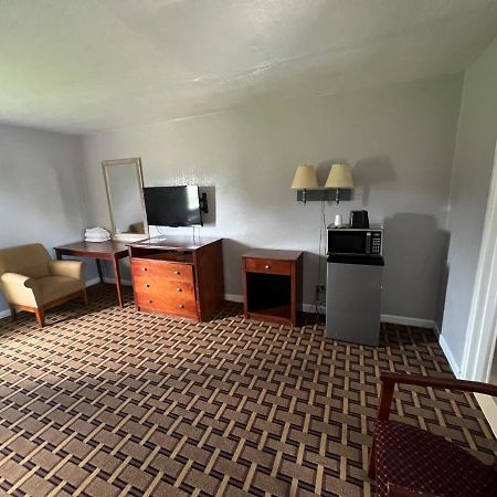 تلاهاسي Budget Inn المظهر الخارجي الصورة